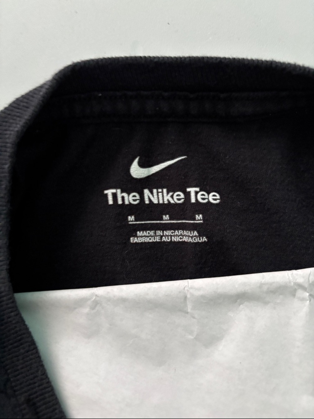 Nike Black T-Shirt with Orange Tennessee 'T' Logo plus Red adidas T-Shirt Size M - Picture 2 of 5